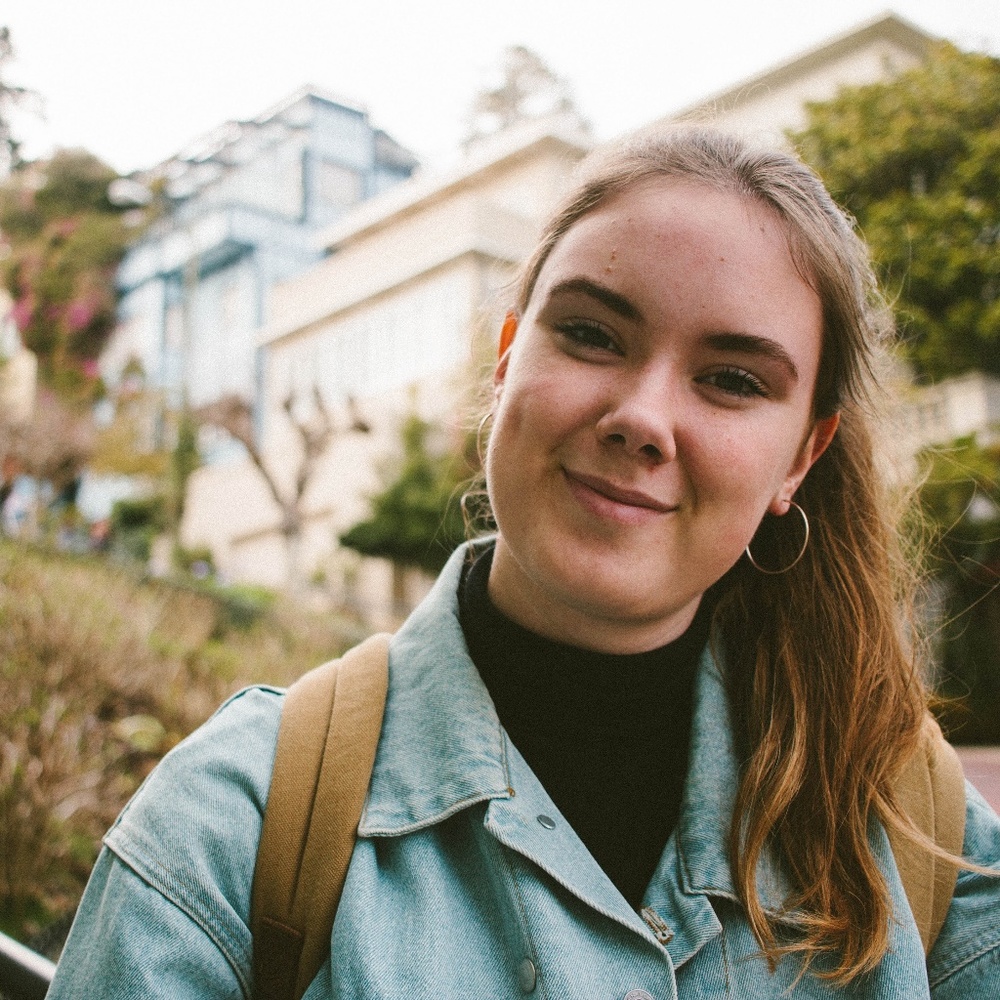 Meet your Posher, Julia